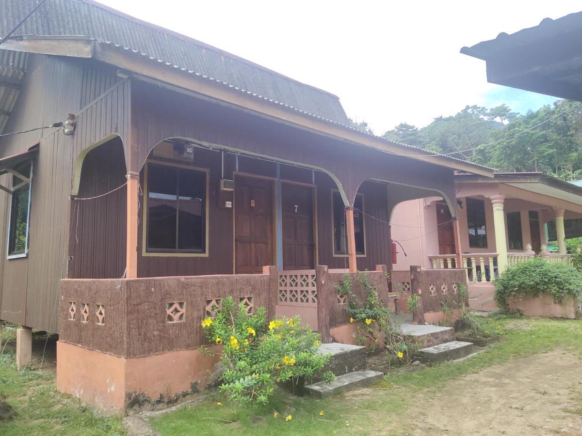 Spc Or Sp Barakah At Abc Air Batang Village Kampong Ayer Batang Exterior photo