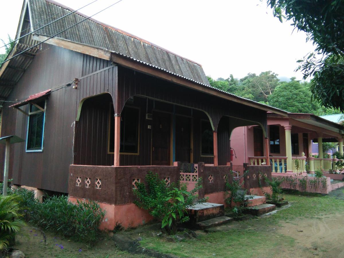 Spc Or Sp Barakah At Abc Air Batang Village Kampong Ayer Batang Exterior photo